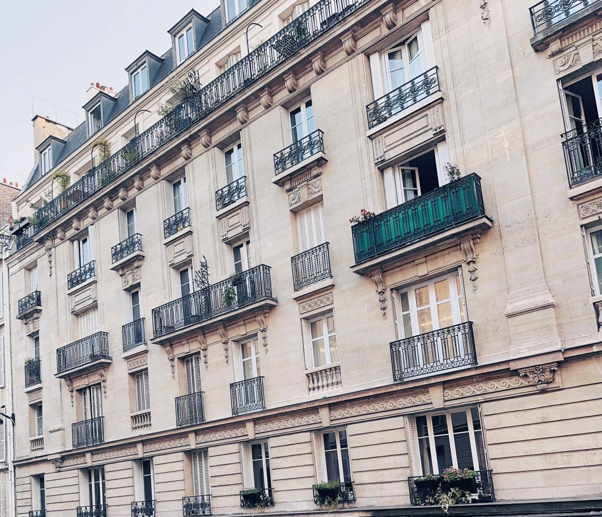 パリAppt Renove Proche Montmartre Gare Du Nord Et Estアパートメント エクステリア 写真